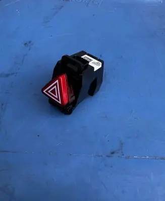 Hyundai Ioniq 5 Hazard light switch 93790GI000 299239495