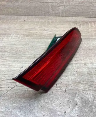 Jaguar XF Tailgate rear/tail lights 8X2315K273CD 2NE23804603
