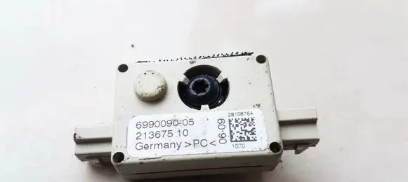 BMW 3 E90 E91 Antenna control unit 699009005 6990090-05