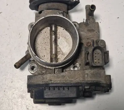 Volkswagen Golf IV Throttle valve 06A133064J 408237111012