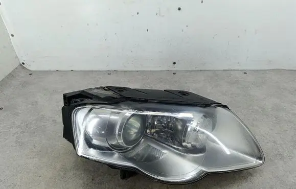 Volkswagen PASSAT B6 Headlight/headlamp 3C0941754G