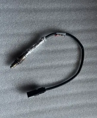 Volkswagen Touran III Lambda probe sensor 05L906261H