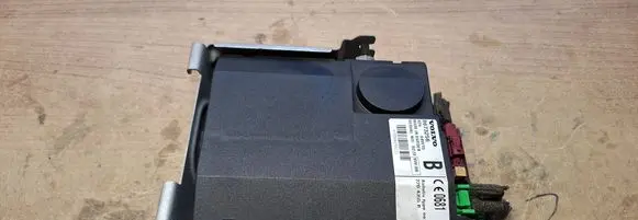 Volvo V50 Phone control unit/module 8673256