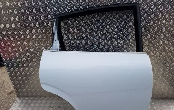 Seat Leon (1P) Rear door LS9R