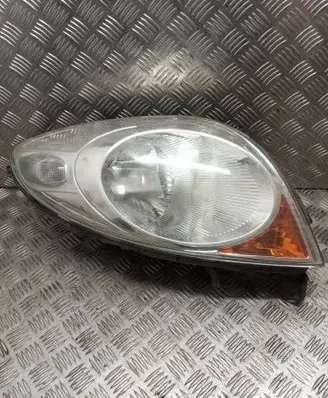 Nissan Note (E11) Headlight/headlamp 175011A02A 89902136 260609U10A