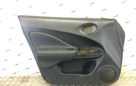 Nissan Juke I F15 Front door card panel trim 809011KB0A