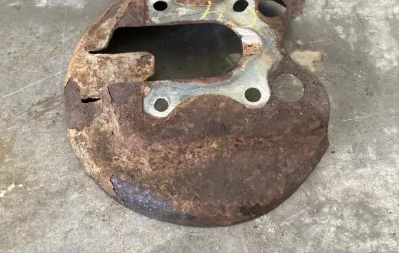 Citroen C4 I Rear brake disc plate dust cover 
