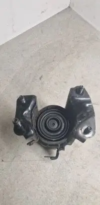 Toyota RAV 4 (XA50) Engine mount bracket L6041347