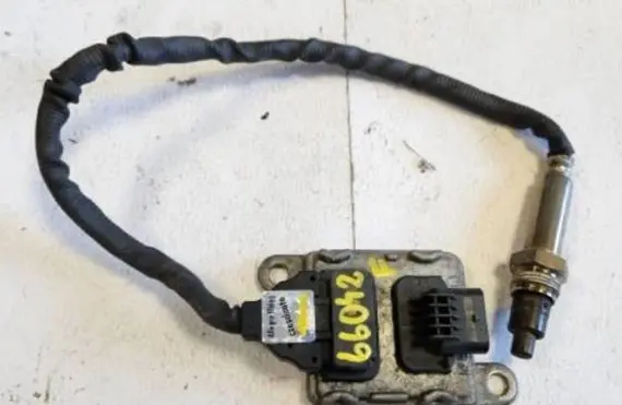 Mercedes-Benz E W212 Lambda probe sensor 0009057108 NE66042