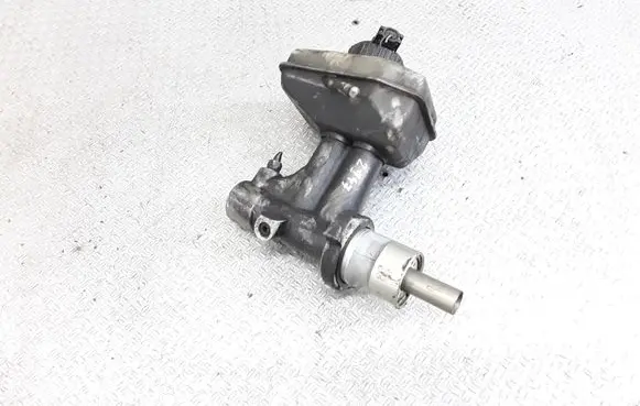 Saab 9-5 Master brake cylinder 