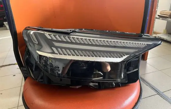 Headlight/headlamp