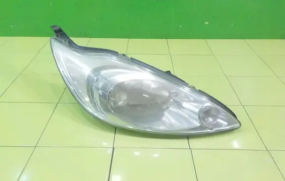 Ford Ka Headlight/headlamp PRZOD