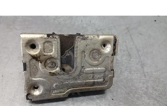 Renault Master II Front door lock 