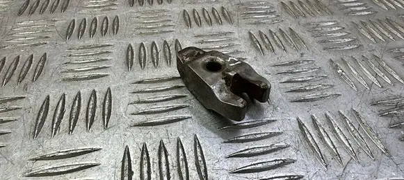 Ford Fusion Fuel Injector clamp holder 