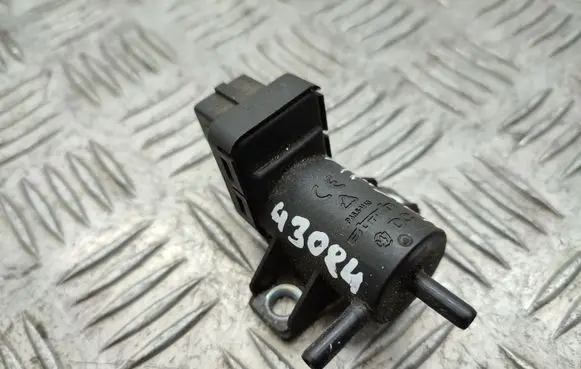 Renault Master III Turbo solenoid valve 82007621621