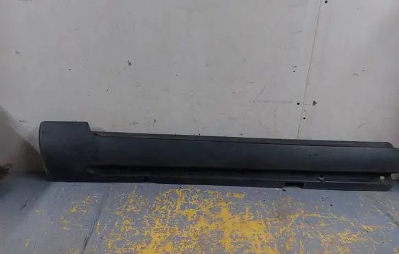 Volvo S60 Sill 9178761