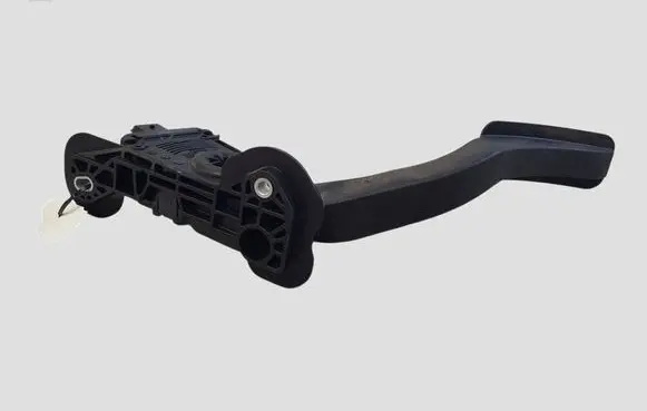 Mazda 6 Accelerator throttle pedal 9M819F836AA GS1D41600