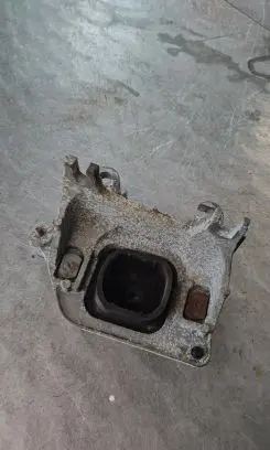 Renault Trafic III (X82) Gearbox mount 112228161R
