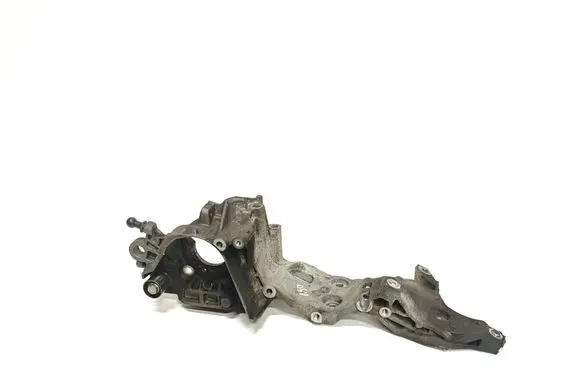 Skoda Superb B8 (3V) Generator/alternator bracket 04L903143D 04L903143