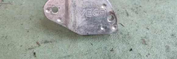 Iveco Daily 35.8 - 9 Sliding door lower roller guide/hinge 