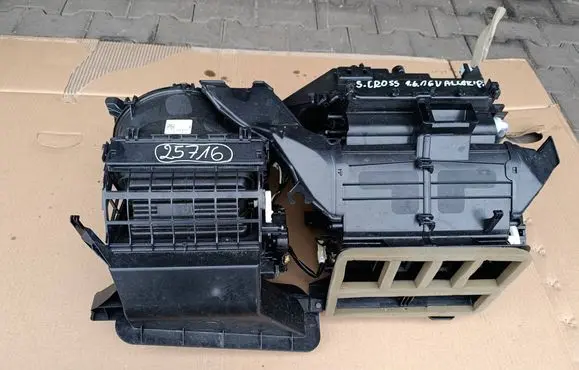 Suzuki SX4 S-Cross Interior heater climate box assembly 7410061MJ0 CZ4431901011
