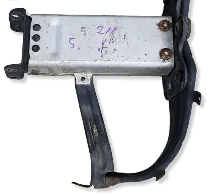 Mercedes-Benz E W211 Front bumper foam support bar 