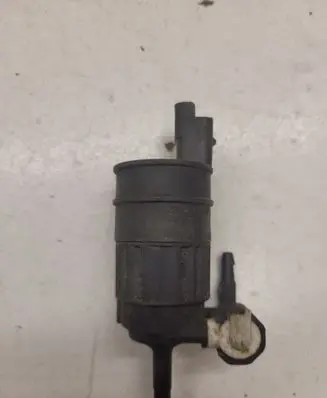 Renault Scenic I Windscreen/windshield washer pump 7700430702
