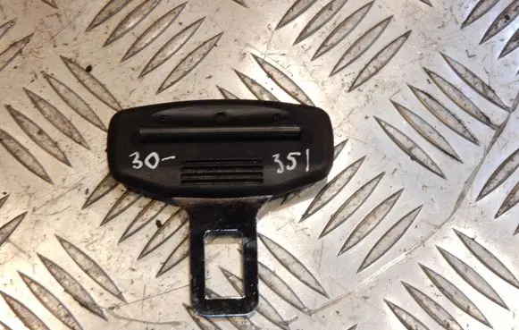 Audi A6 S6 C6 4F Front seatbelt buckle 193857737A 193857737 30351