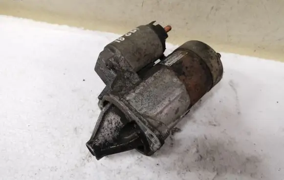 Mitsubishi Space Star Starter motor M000T81284 MD360368