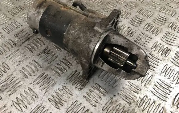 Subaru Outback Starter motor 23300AA621 M002189076