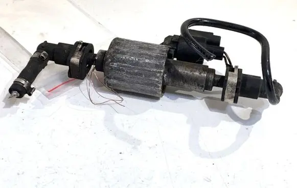 Ford Kuga II Webasto circulation pump for autonomous heater 