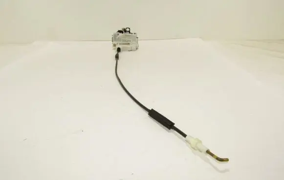 Fiat 500 Front door lock 