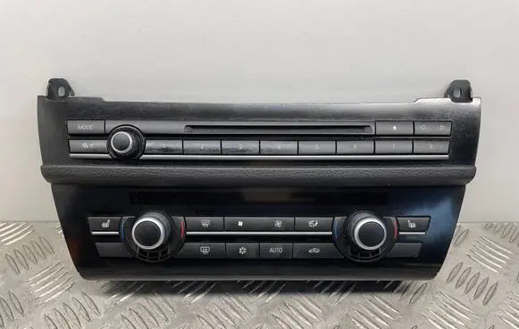 BMW 5 F10 F11 Climate control unit 9236482