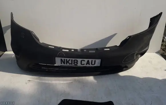Opel Vivaro Front bumper 620228716r