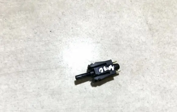 Mercedes-Benz A W168 Brake pedal sensor switch 0015458714