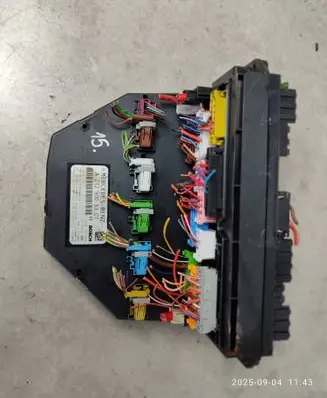 Mercedes-Benz E W212 Fuse module 20250904