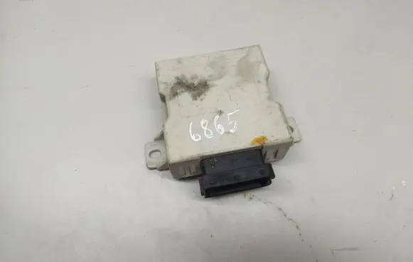 Toyota Avensis T250 Window wiper relay 150696