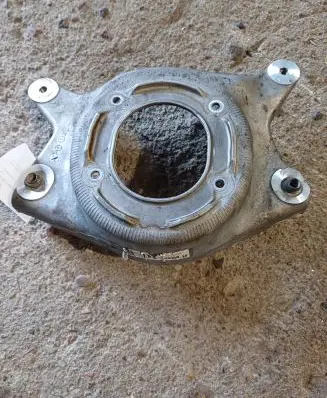 Porsche Macan (95B) Coil spring mount 95B412384