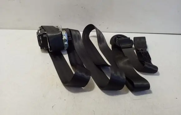 Volkswagen PASSAT B8 Front seatbelt 3G0857737