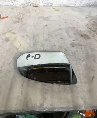 Volvo XC40 Wing mirror glass 03172022