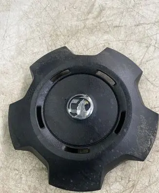 Opel Vivaro R16 wheel hub/cap/trim 93866156