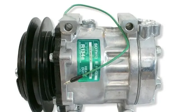 Nissan Navara D40 Air conditioning (A/C) compressor (pump) YT20M00004S002 101241412 101272011