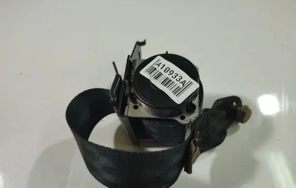 Nissan Primera Rear seatbelt 560053152