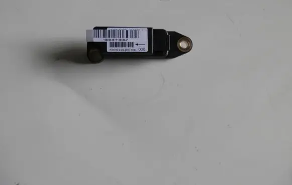 Mercedes-Benz CL C215 Airbag deployment crash/impact sensor 2208204426