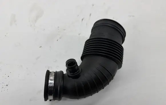 BMW 1 F20 F21 Air intake duct part 7597586