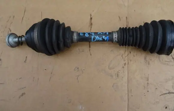 BMW X1 E84 Front driveshaft 7591681