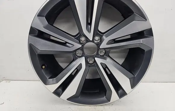 Volvo V60 R19 alloy rim 31680201