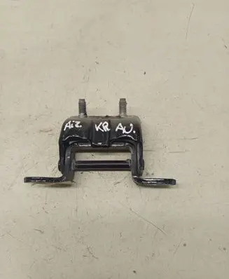 Nissan Qashqai+2 Rear door upper hinge