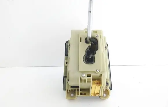 Mercedes-Benz C W204 Gear shifter/selector A2042677524