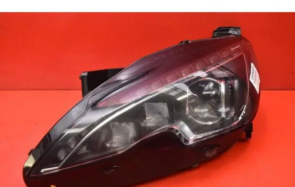Peugeot 308 Headlight/headlamp 9677832480